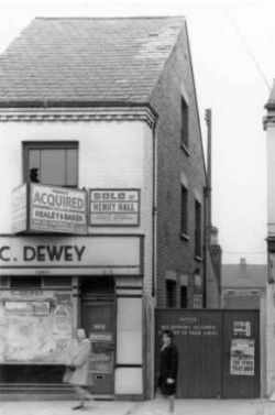 Deweys shop